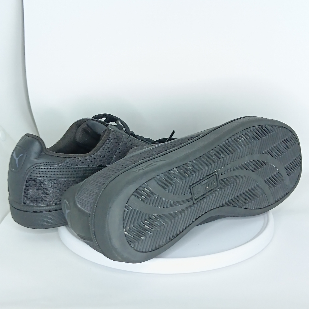 Puma - Picture 4 of 5